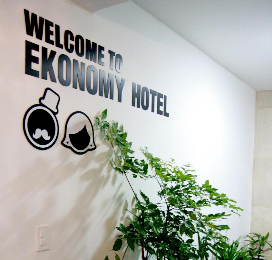 Ekonomy Hotel Мокпхо Екстер'єр фото