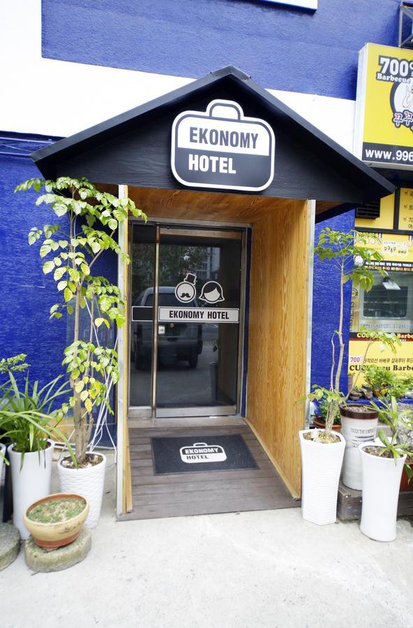 Ekonomy Hotel Мокпхо Екстер'єр фото