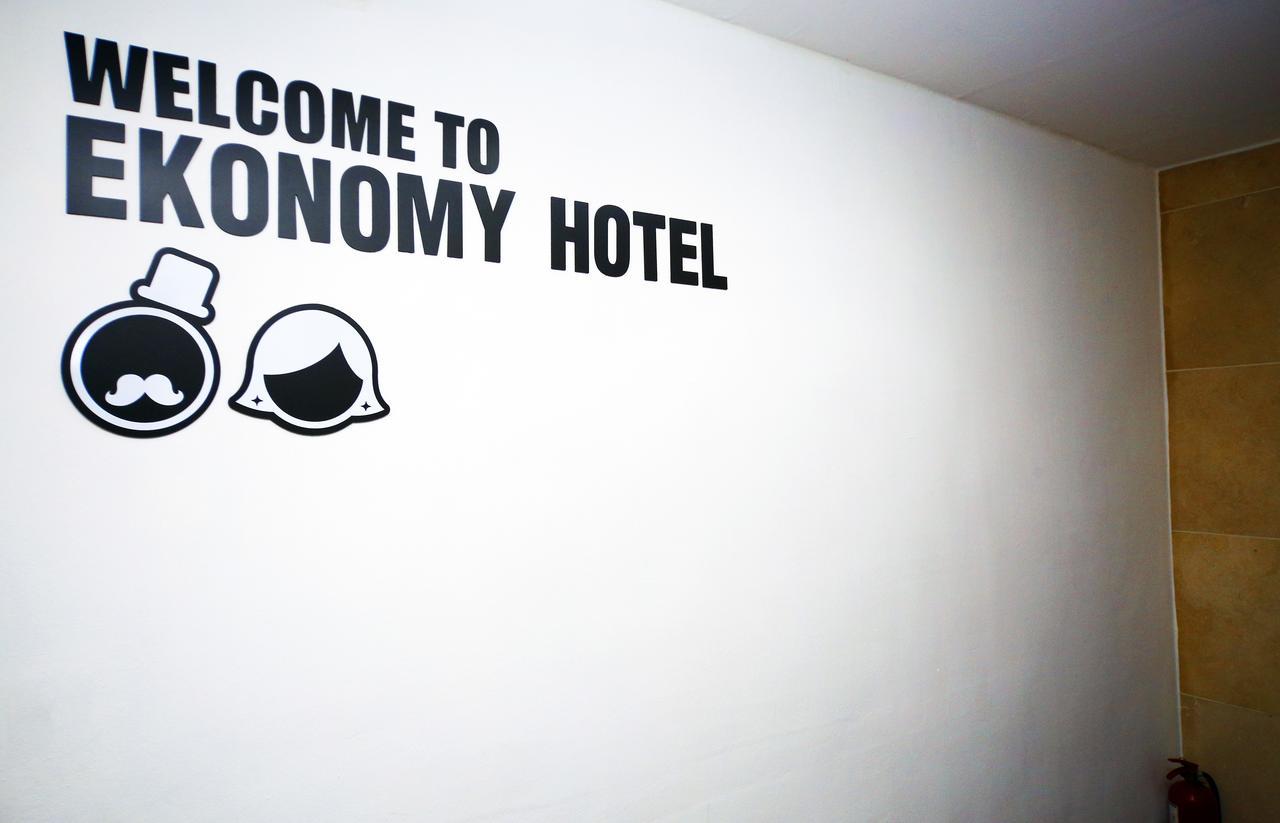 Ekonomy Hotel Мокпхо Екстер'єр фото